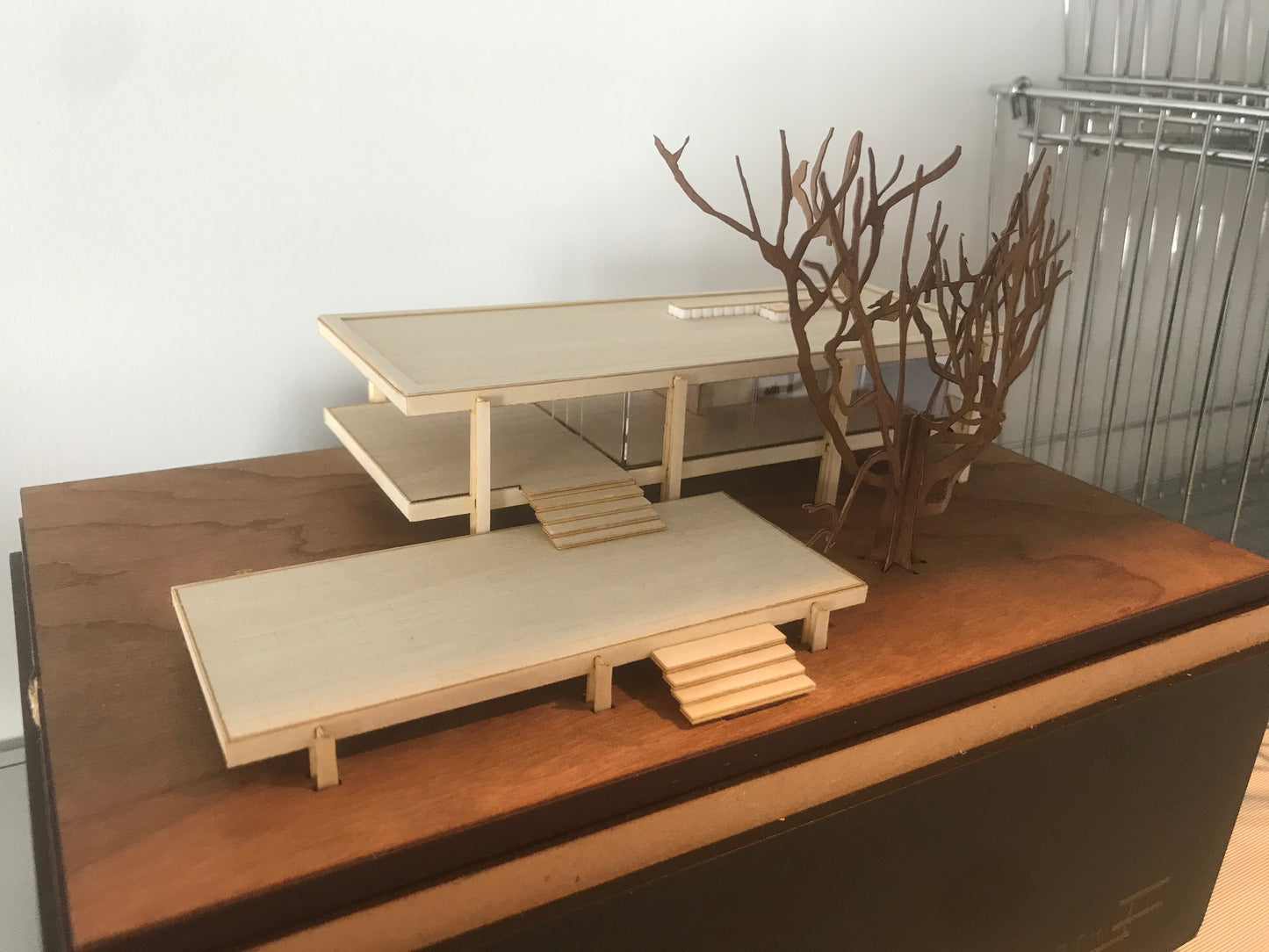 Edith Farnsworth House Scale Model Kit