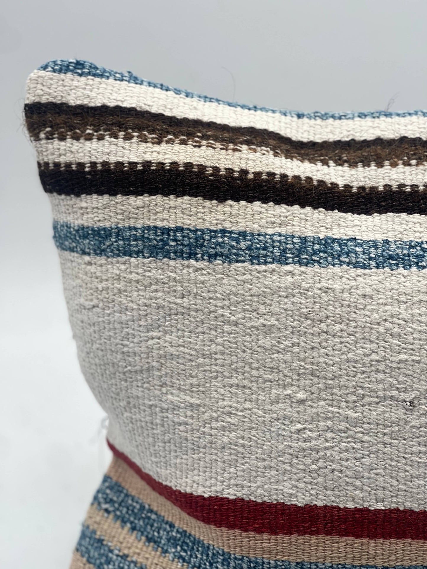 Vintage Turkish Kilim Pillow Cover| 20 x 20 Sevgili 